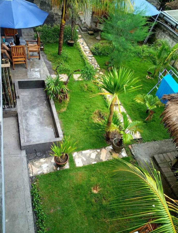 Merendeng Hostel Kuta Kuta  Exterior foto