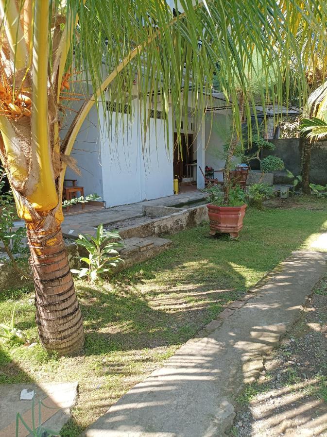 Merendeng Hostel Kuta Kuta  Exterior foto