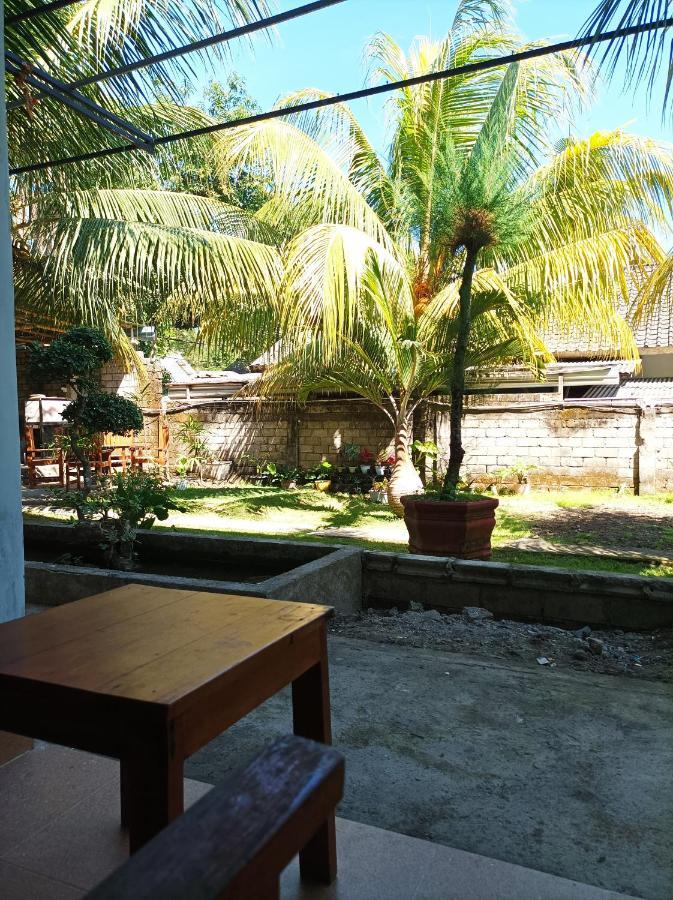 Merendeng Hostel Kuta Kuta  Exterior foto