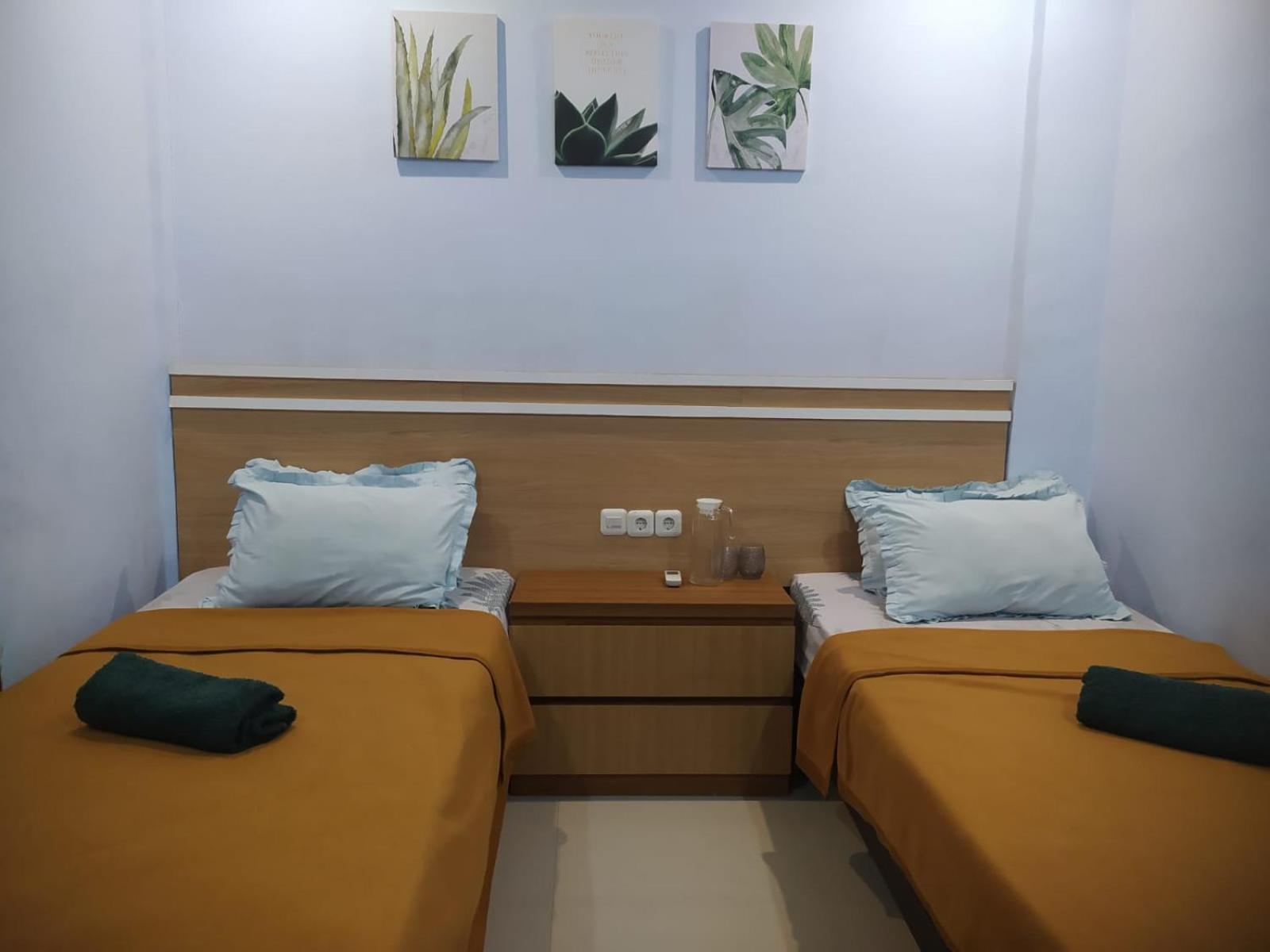 Merendeng Hostel Kuta Kuta  Exterior foto